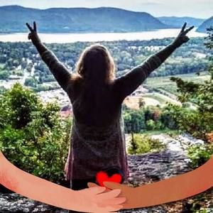 Meet your Posher, Laurie